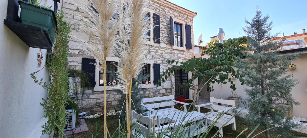 Urla Tas Konak Otel Exterior photo
